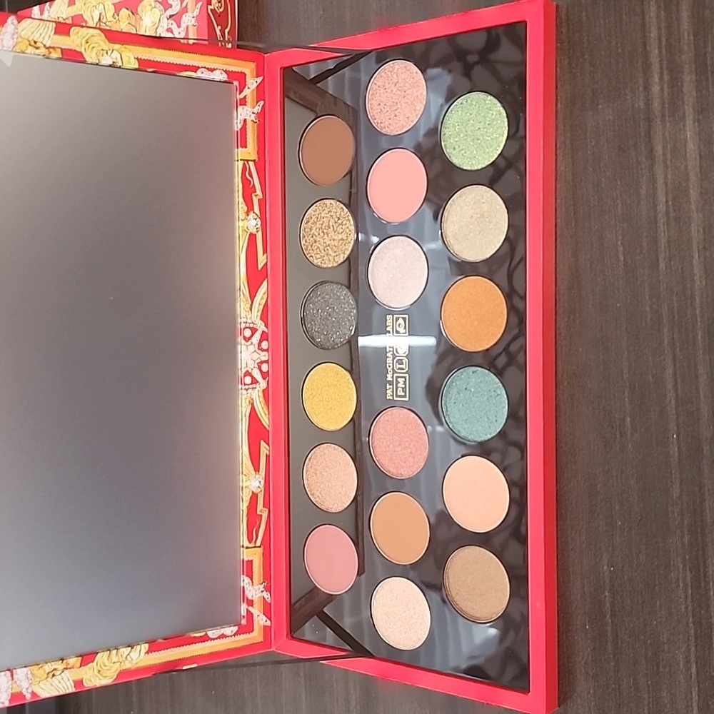 Pat McGrath Mothership Mega Celestial Odyssey - Picture 2 of 4